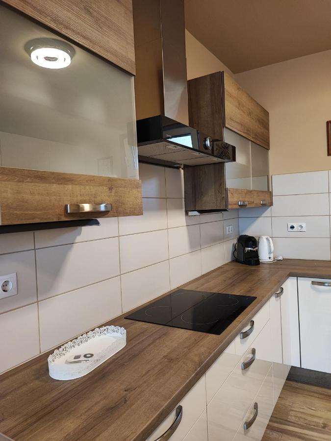 Apartmán White Column House Diosd Exteriér fotografie